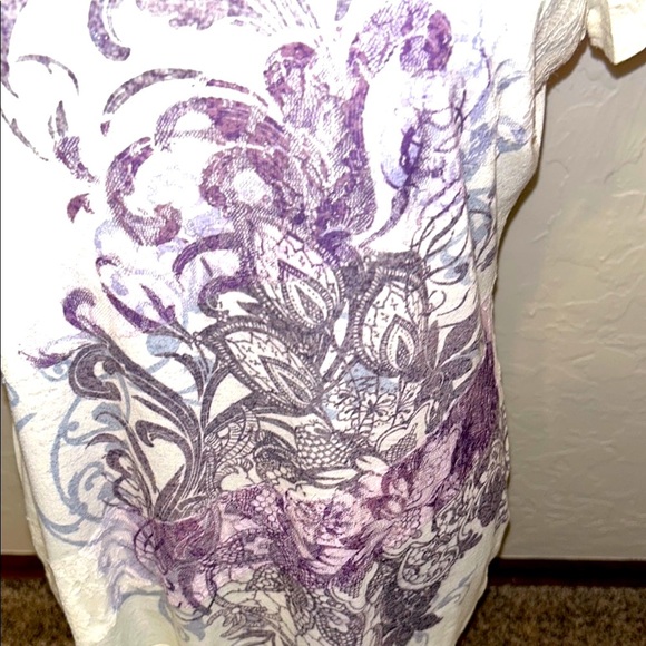 Maurice’s Bundle of 4 Women's Multicolor Graphic Tops Sz. Large. Sheer Burnout - Picture 10 of 16